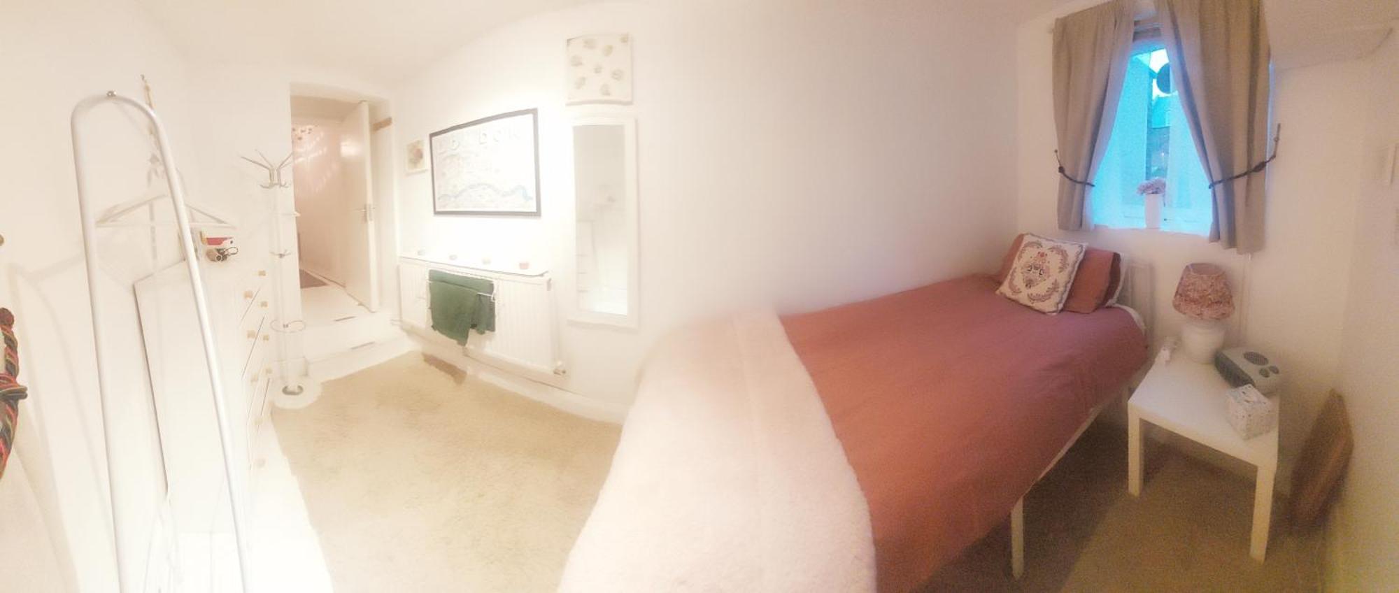 Centrel To London Single Bed Room Quiet Home With Host And Breakfast Exterior photo